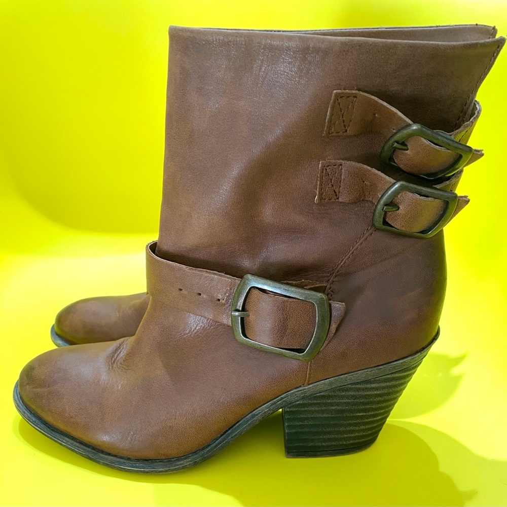 🍀LUCKY Brand Leather Booties 9 1/2🍀
